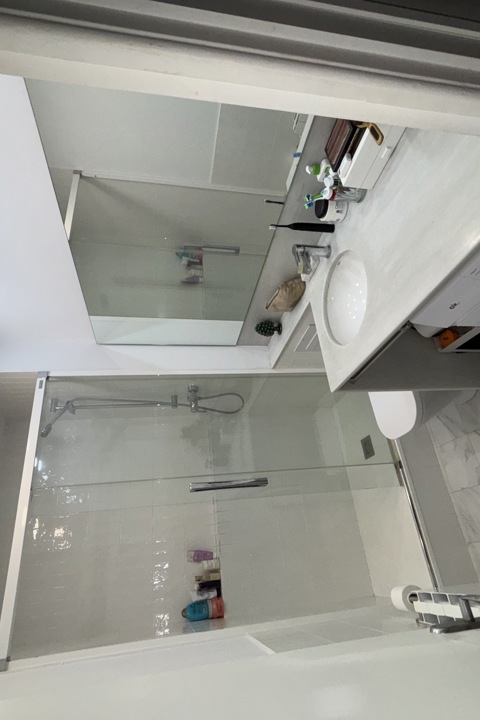 Sunny and charming Eixample home - 5