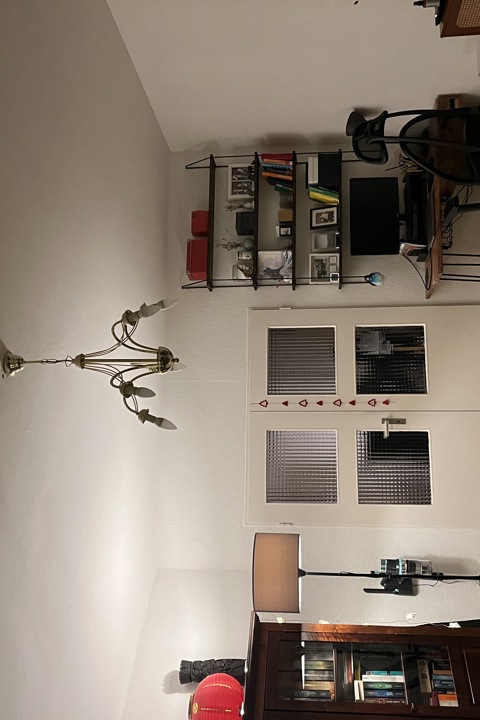 Sunny apartment in central district - 12