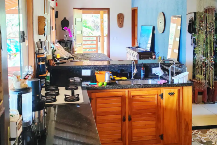 Linda vista da mata atlântica em ilhabela - 2