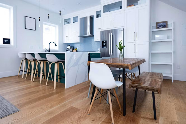 Contemporary and elevated family-friendly home - 4