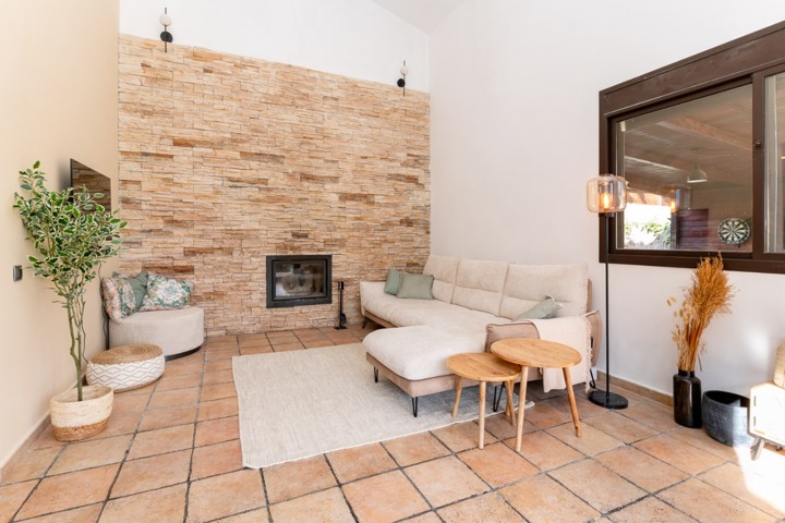 Peaceful and sunny villa near Sitges - 2