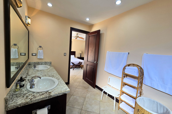 3BR Poolside Condo – Walk to Beach, Bars & Dining - 6
