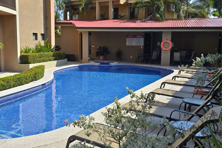 3BR Poolside Condo – Walk to Beach, Bars & Dining - 15