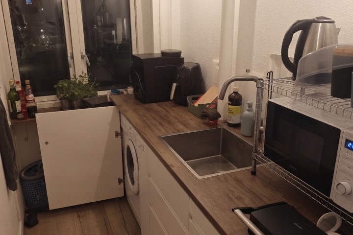 Cozy City Apartment - 3