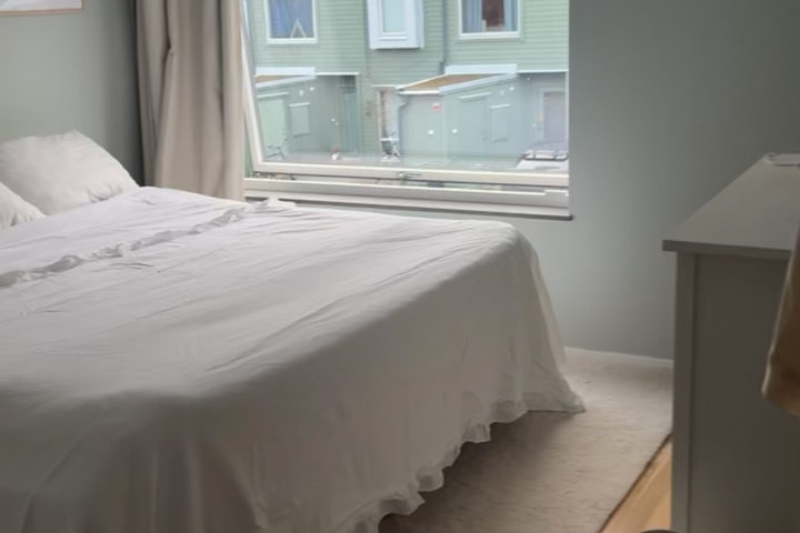 A beautiful and charming modern townhouse - 8