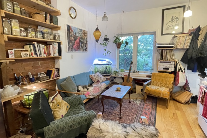 Beautiful One Bedroom with study in Little Italy - 2