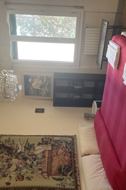 Refurnished flat close to city center - 4