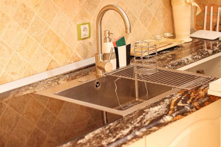 Charming studio in the heat of old city - 5