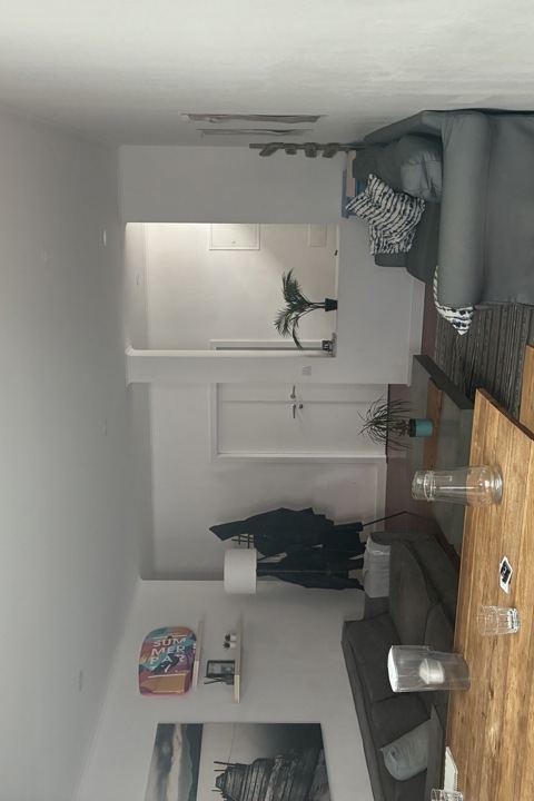 Room in central Lisbon - 1