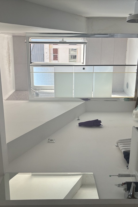 Room in central Lisbon - 4