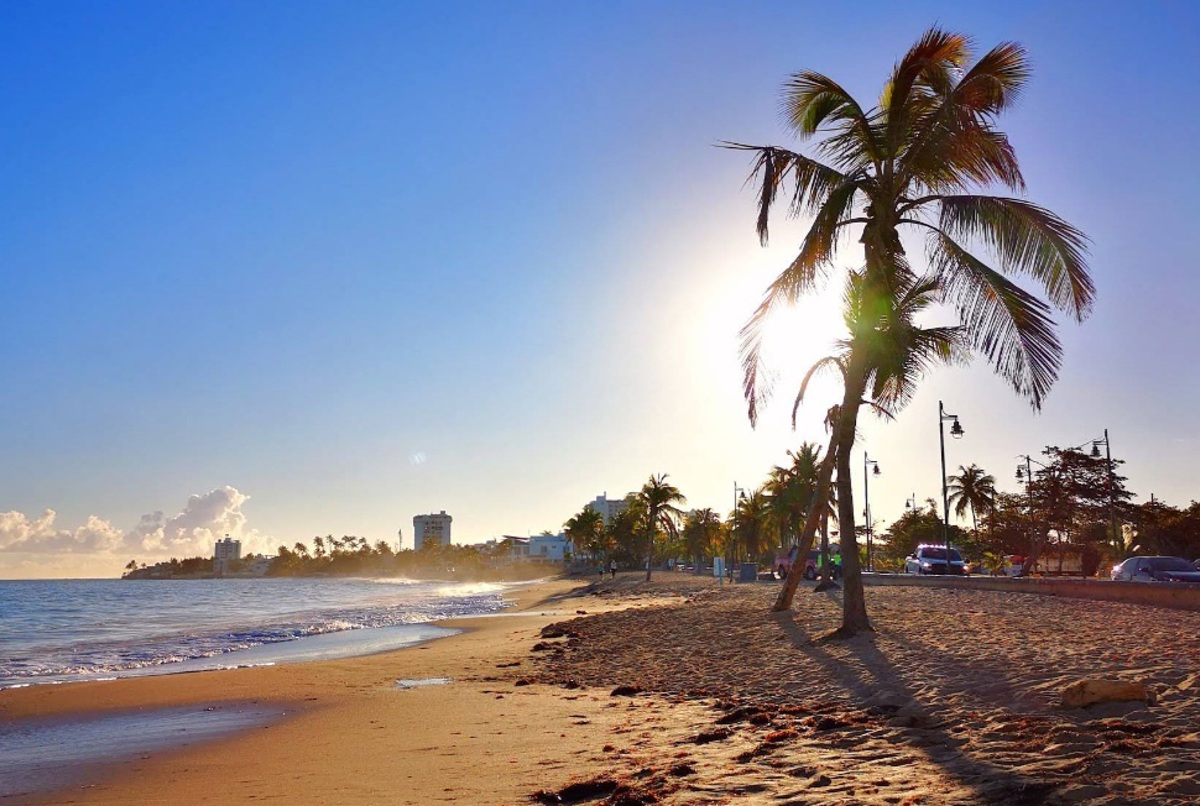 Ideally located San Juan Puerto Rico beach getaway