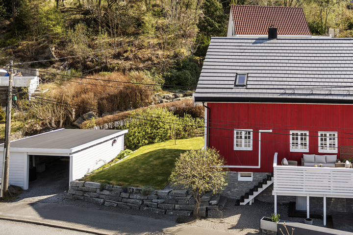 Cozy red house close to nature and city - 8