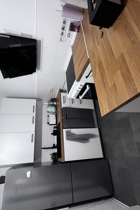 Beautiful & well-located apartment with terrace - 1