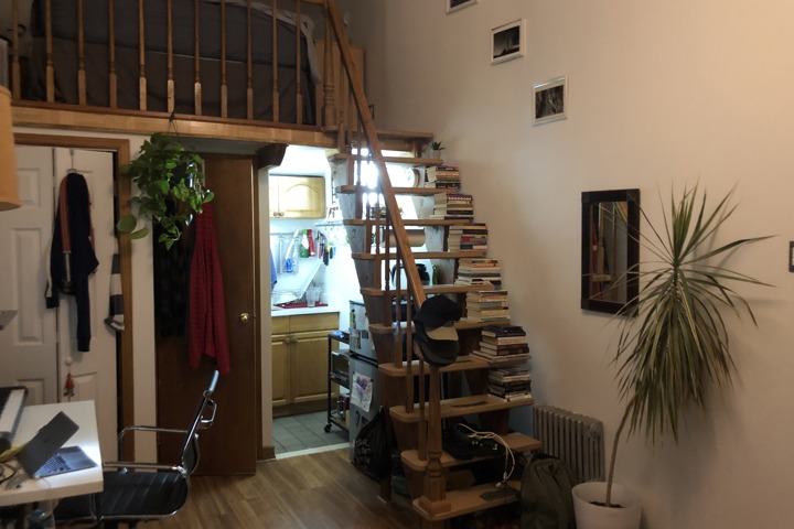 Cute studio apartment -sublet 3 to 6 months - 1
