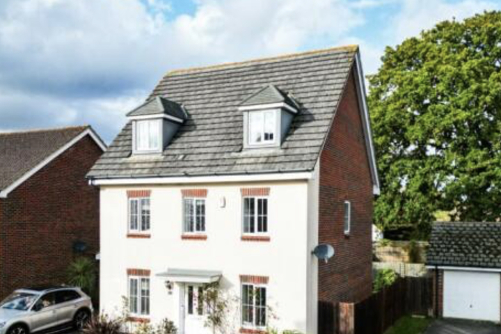 Beautiful 5 bedroom house in Spencers Wood - 1