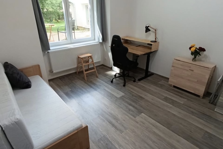 Small Studio with Garden. 16 Minutes to citycenter - 5