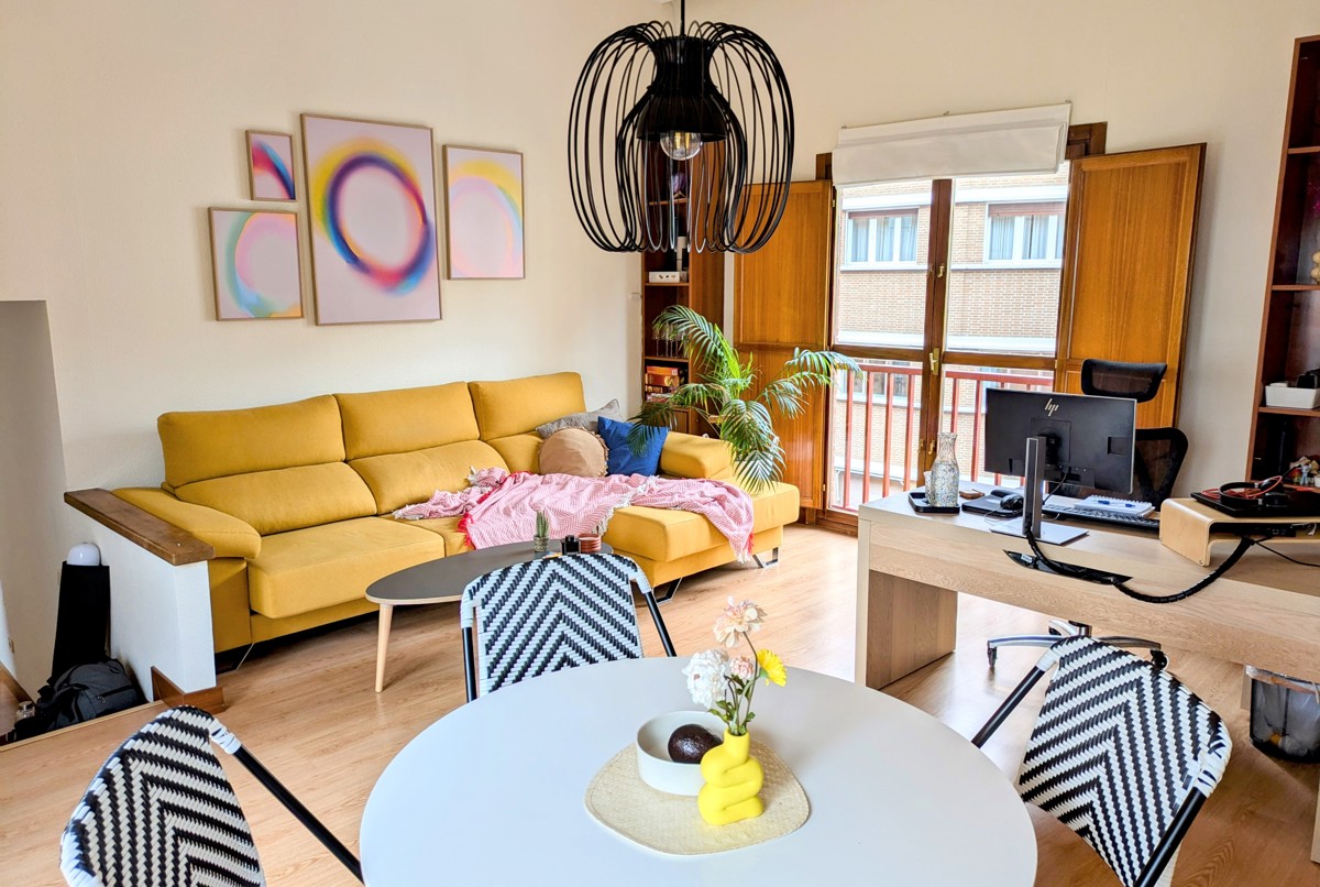 Sunny and charming 1 b-room in Chamberí