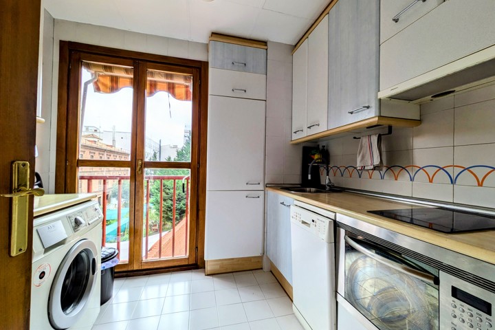 Sunny and charming 1 b-room in Chamberí - 8