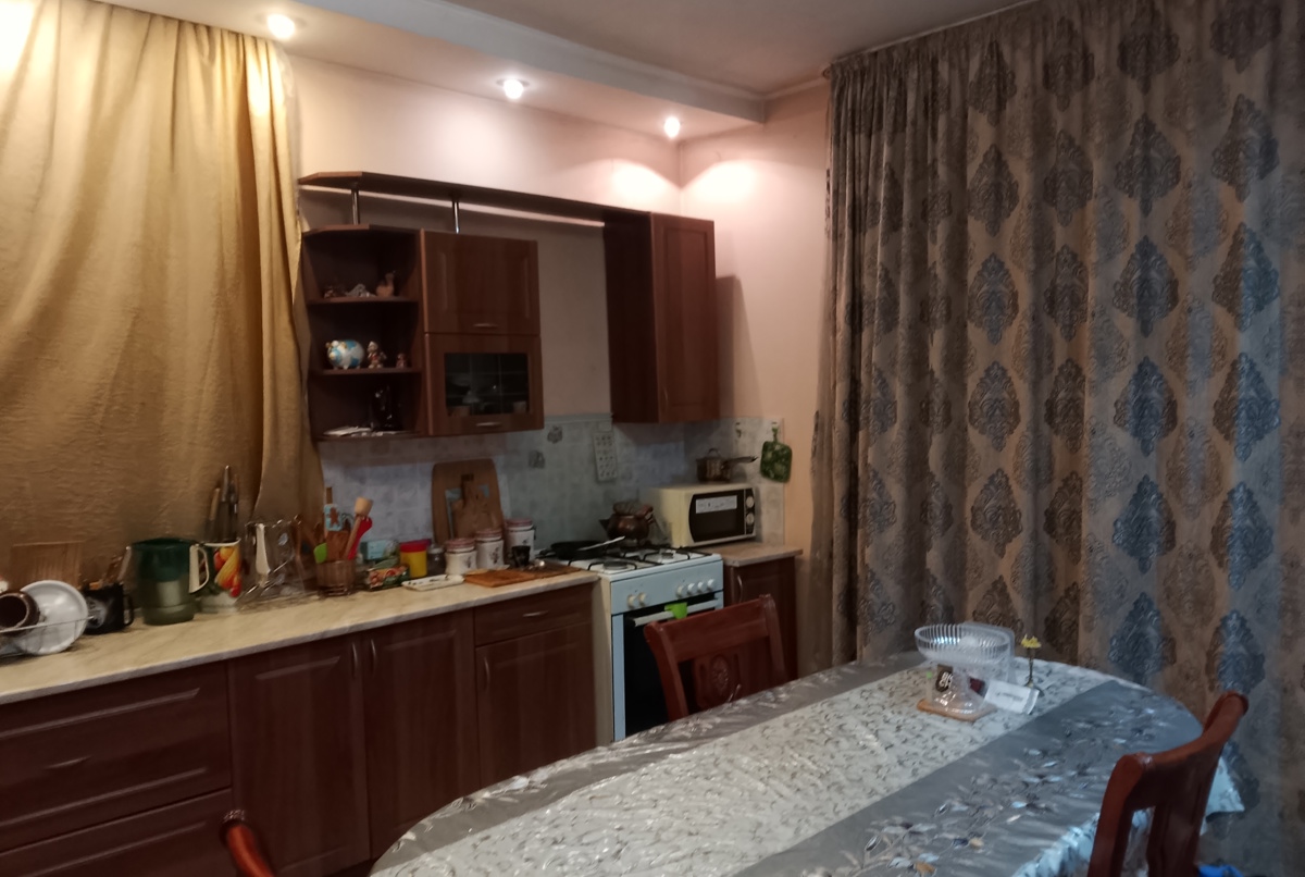 Big 3BR House with Garden in Gated Area in Almaty