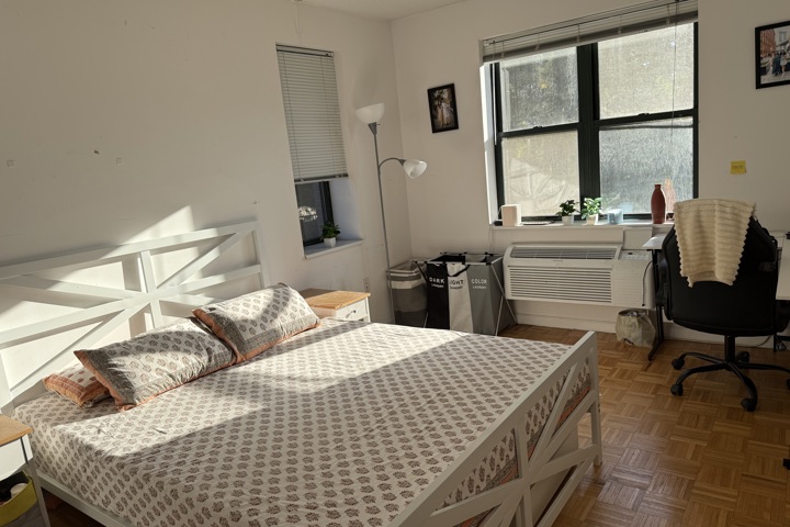 Stay close to New York city - 2