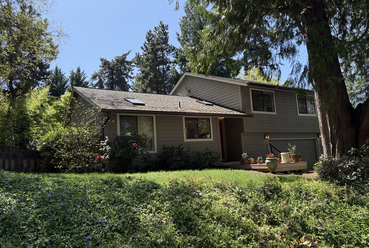 Beautiful Residential home convenient 4 exploring
