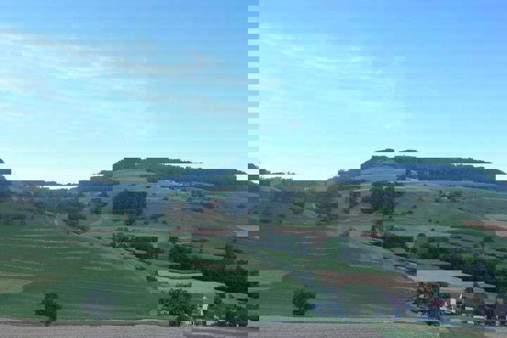 3 story house in a small town surrounded by nature - 5