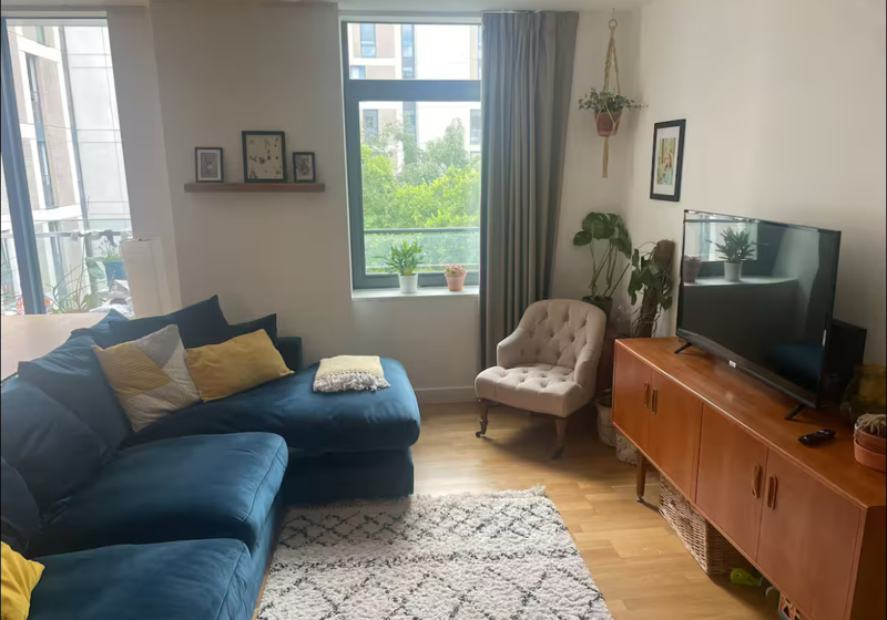 home swap in London, England