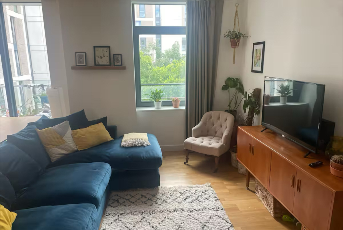 Spacious bright apartment 2 bed 2wc