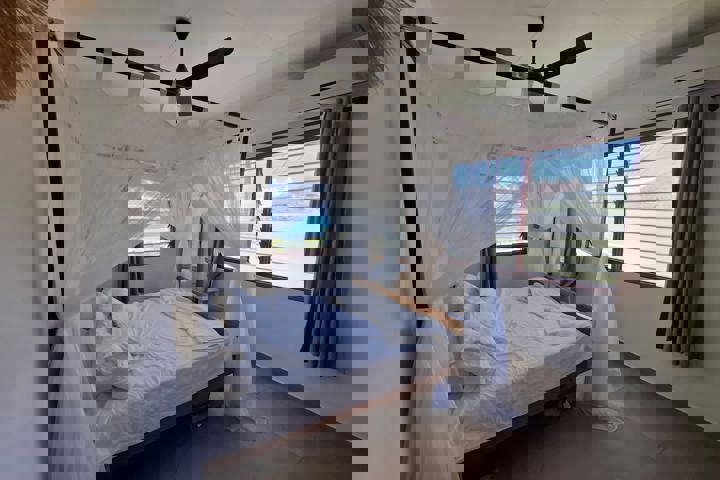 Cozy home facing the Indian Ocean - 8