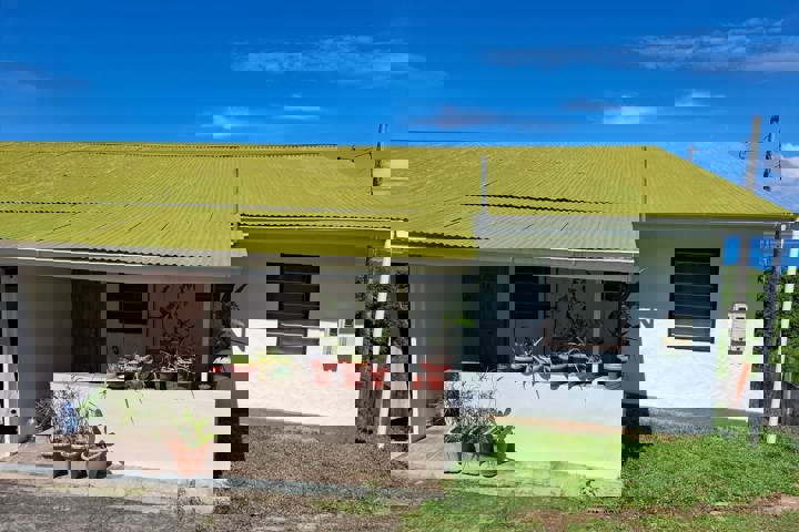 Cozy home facing the Indian Ocean - 12