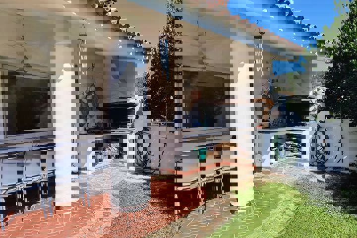 House with garden 5 minutes from clear water beach - 2