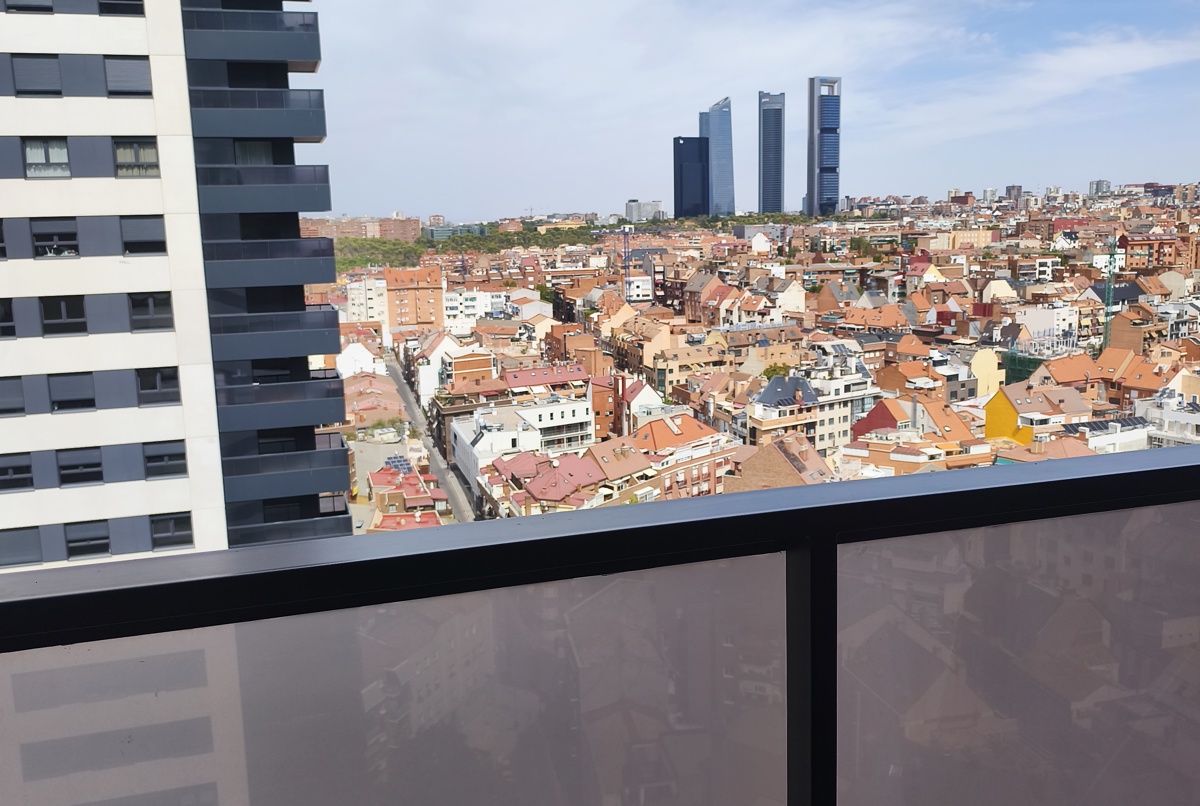 Apartamento con vistas a las Cuatro Torres