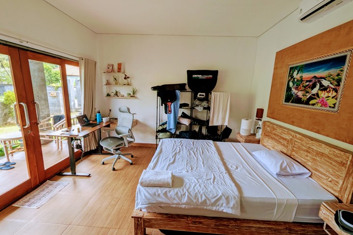 Upstairs Studio Nestled in the Bali Rice Fields - 1