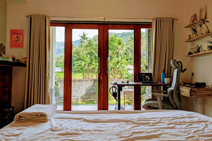 Upstairs Studio Nestled in the Bali Rice Fields - 3