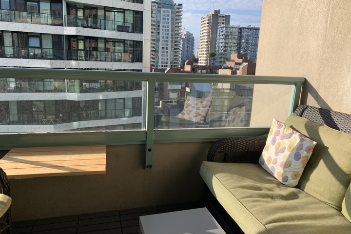 Modern Downtown Apartment with ocean view - 2