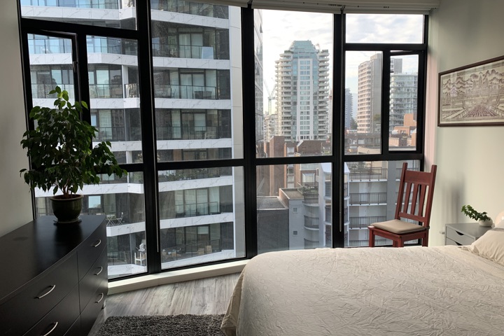 Modern Downtown Apartment with ocean view - 3