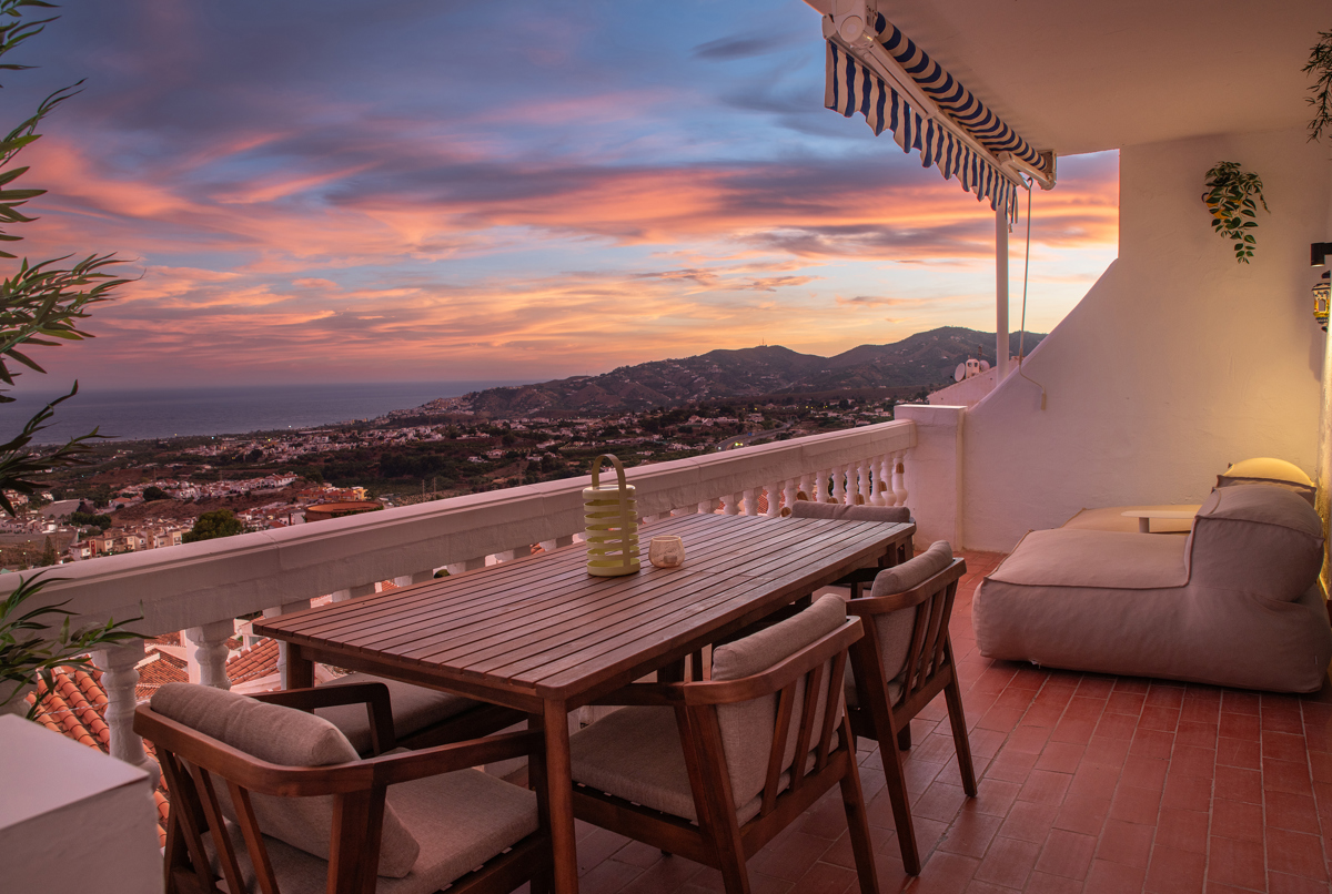 Fully renovate apartment with the best views