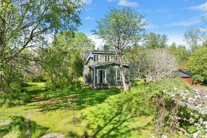 Beautiful villa with garden just outside Stockholm - 1