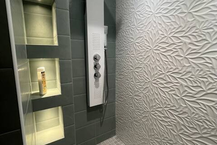 Old Town NIce- 4 min walk to everything! - 12