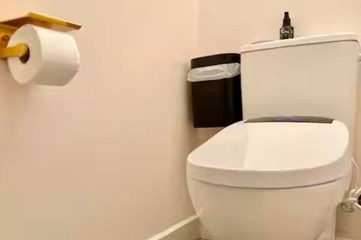 Old Town NIce- 4 min walk to everything! - 15