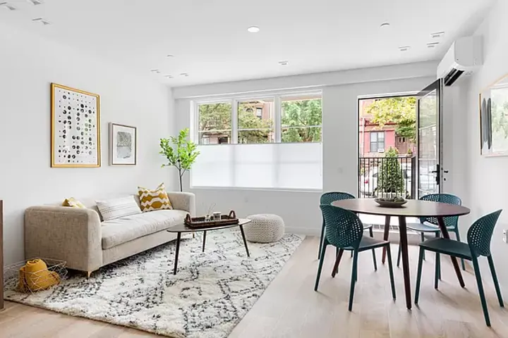 Sunny Brooklyn Apartment on tree lined street - 3