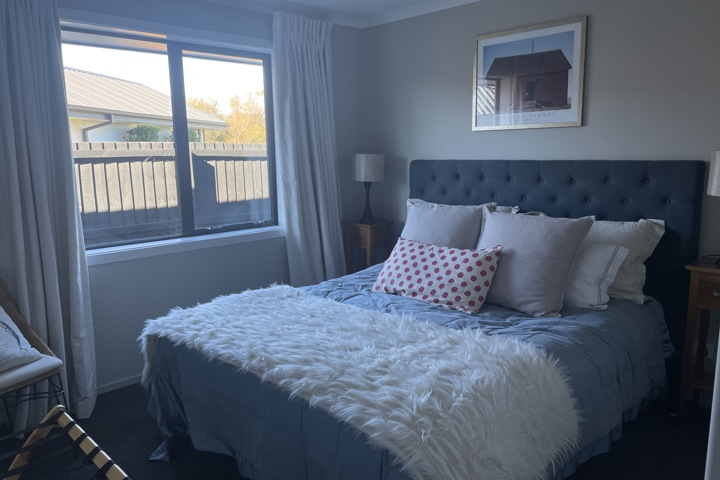 Comfortable family home 20 mins from Christchurch - 3