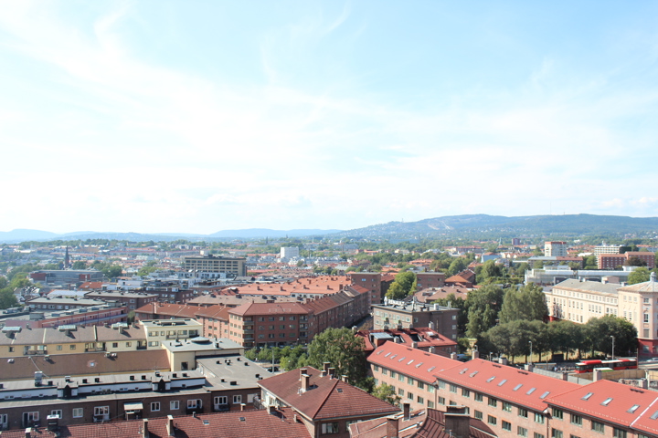 Bright, modern central Oslo flat with great views - 6