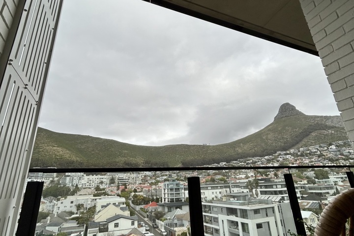 Sea Point Luxury Apartment - 10