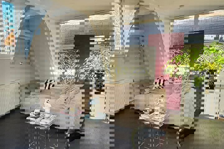 Light & cozy top floor apartment - 5