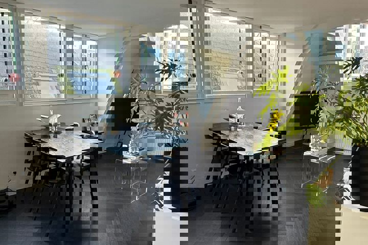 Light & cozy top floor apartment - 6