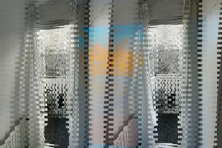 Light & cozy top floor apartment - 14