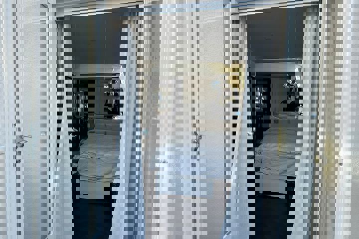 Light & cozy top floor apartment - 15