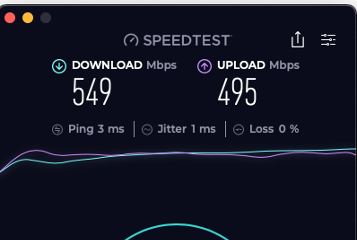 One bedroom + livingroom apartment
