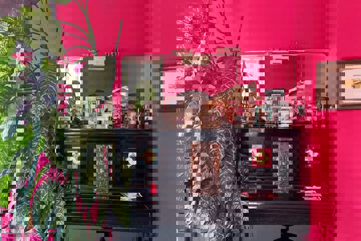 The colorful apartment of a Milanese set designer - 3